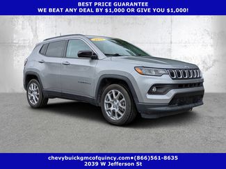 Used 2022 Jeep Compass Latitude image 1