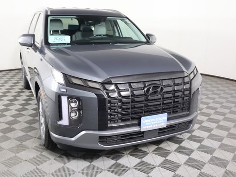 Used 2025 Hyundai Palisade SEL image 3