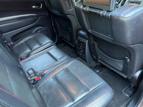 Used 2018 Dodge Durango R/T w/ Blacktop Package RWD image 32