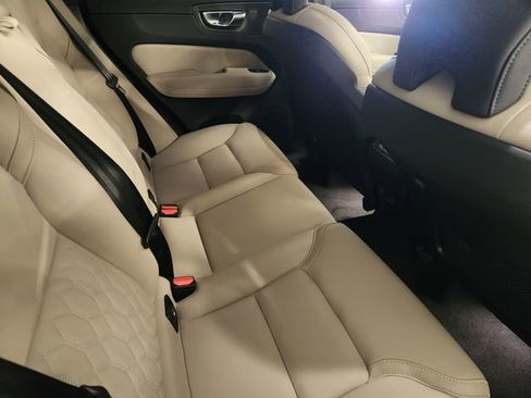 New 2026 Volvo XC60 B5 Plus w/ Protection Package Premier image 32