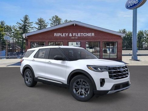 New 2025 Ford Explorer Active w/ Active Comfort Package image 7