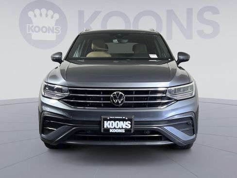 Used 2022 Volkswagen Tiguan SE image 11