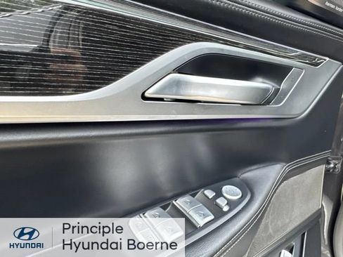 Used 2021 BMW 740i w/ Premium Package RWD image 18