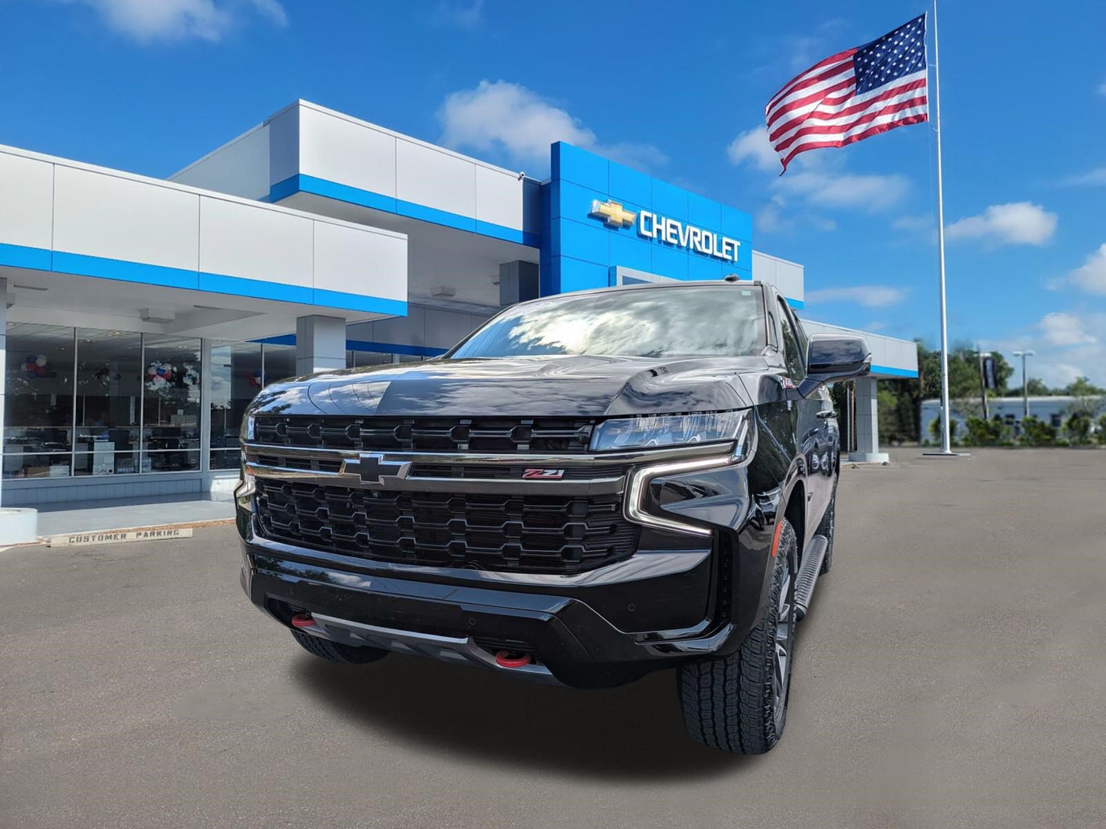 Used 2022 Chevrolet Tahoe Z71 w/ Luxury Package AWD/4WD image 7