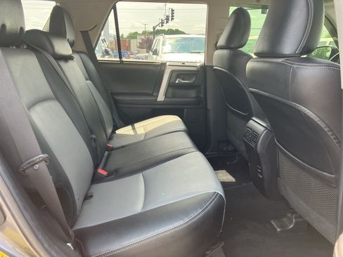 Used 2016 Toyota 4Runner SR5 Premium AWD/4WD image 33