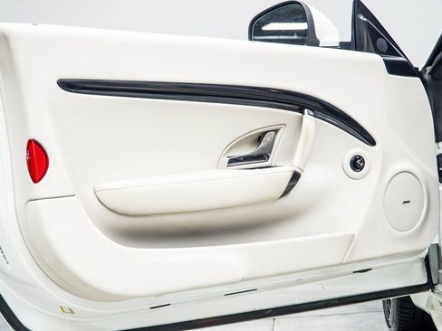 Used 2017 Maserati GranTurismo Sport image 28