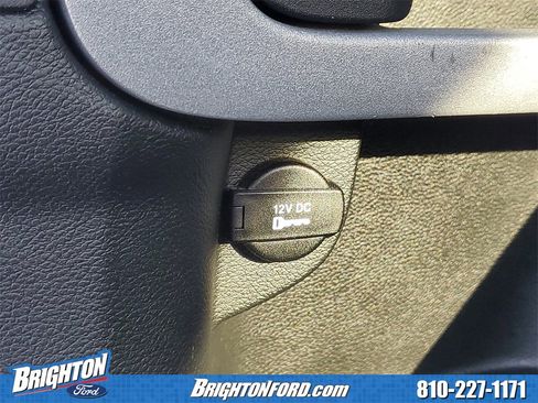 Used 2017 Jeep Cherokee Trailhawk image 8