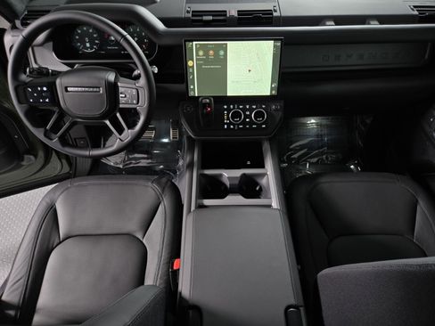 New 2026 Land Rover Defender 110 X image 4