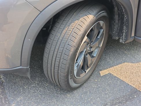 Certified 2024 Nissan Rogue SV AWD/4WD image 32