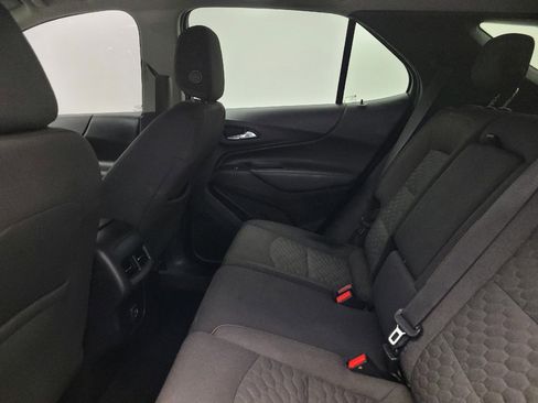 Used 2020 Chevrolet Equinox LT image 18