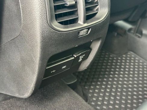 Used 2020 Jeep Cherokee Trailhawk w/ Cold Weather Group AWD/4WD image 10