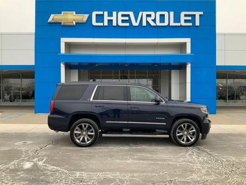 Used 2019 Chevrolet Tahoe LT w/ LT Signature Package image 6