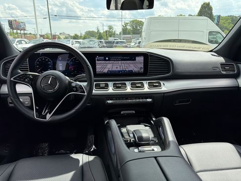 Certified 2024 Mercedes-Benz GLS 450 4MATIC image 28