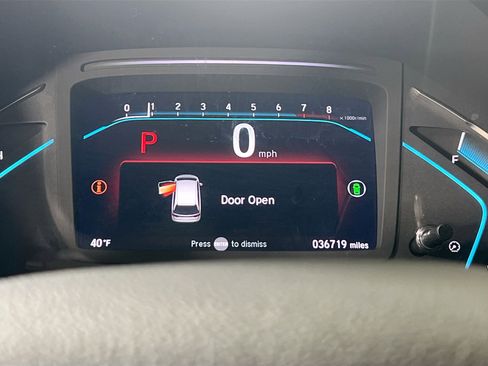 Used 2023 Honda Odyssey Touring image 12