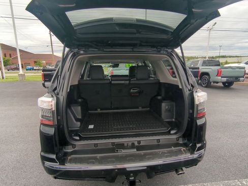 Used 2023 Toyota 4Runner Limited AWD/4WD image 25