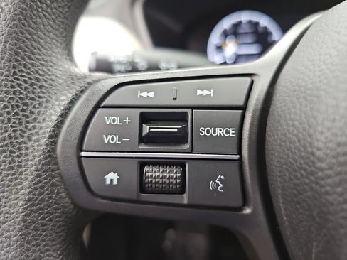 Used 2025 Honda HR-V LX image 24