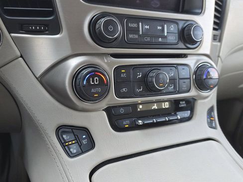 Used 2015 GMC Yukon Denali w/ Open Road Package image 24