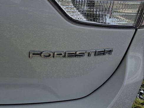 Certified 2023 Subaru Forester Premium AWD/4WD image 50
