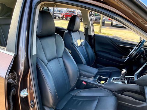 Used 2022 Subaru Outback Limited image 9