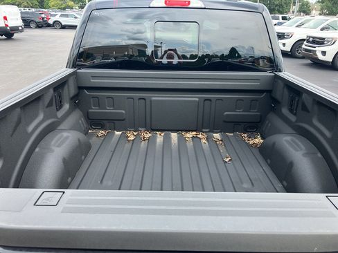 Used 2025 Ford F150 Lariat w/ Equipment Group 502A High AWD/4WD image 6