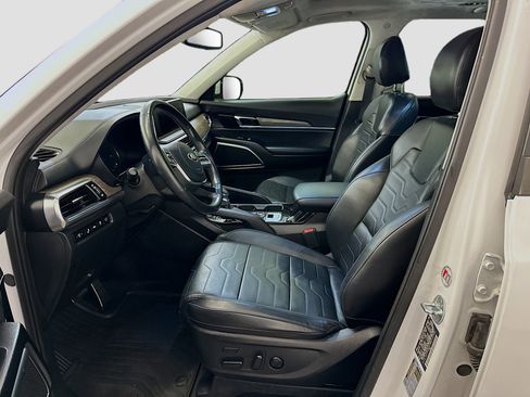 Used 2021 Kia Telluride SX w/ SX Prestige Package image 13