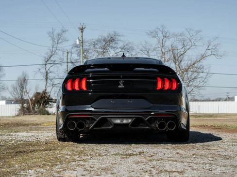 Used 2022 Ford Mustang Shelby GT500 w/ Technology Package image 6