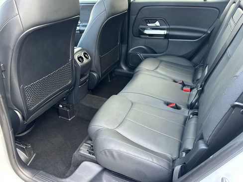 Used 2023 Mercedes-Benz GLB 250 GLB 250 image 22