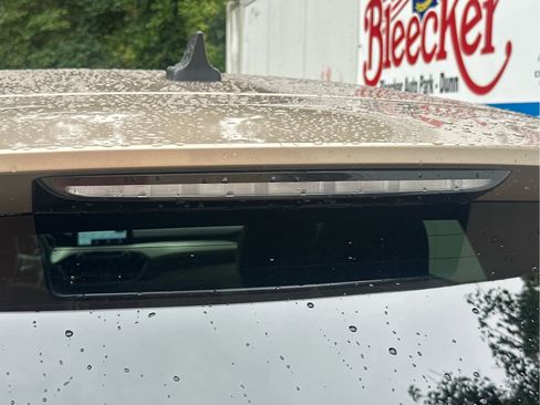 Used 2021 Ford Escape SE image 20