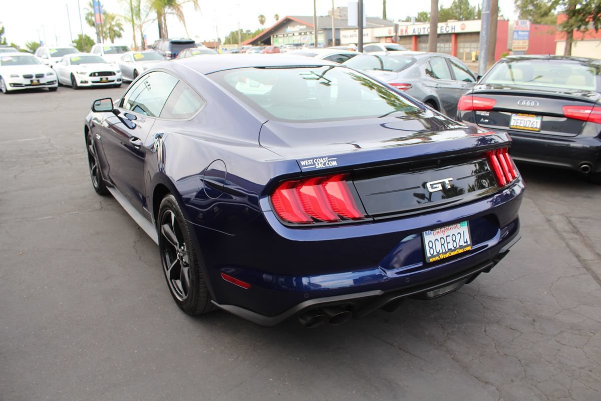 Used 2018 Ford Mustang GT RWD image 5