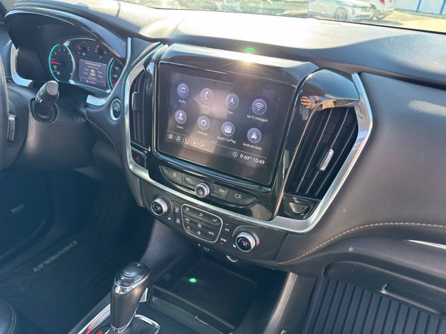 Used 2020 Chevrolet Traverse LT w/ LT Premium Package AWD/4WD image 11