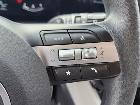 Used 2025 Hyundai Tucson SEL FWD image 20