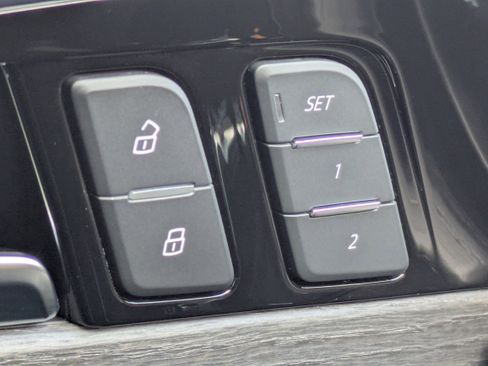 Used 2021 Audi A4 2.0T Premium Plus w/ Premium Plus Package image 23