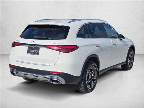 Certified 2026 Mercedes-Benz GLC 300 4MATIC image 5