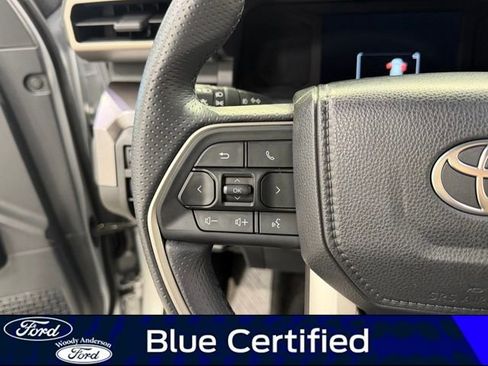 Used 2025 Toyota 4Runner SR5 image 11