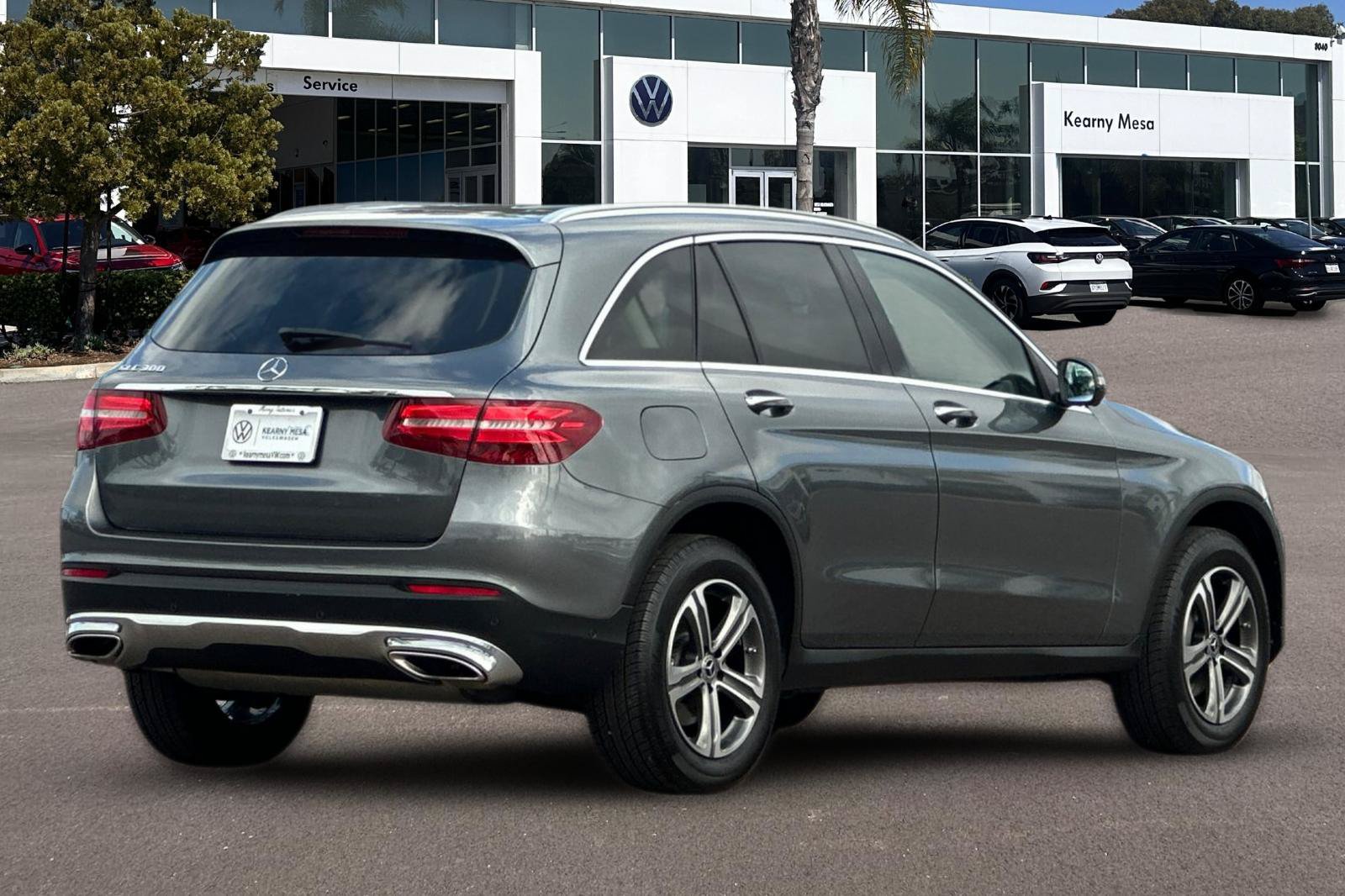 Used 2019 Mercedes-Benz GLC 300 image 4