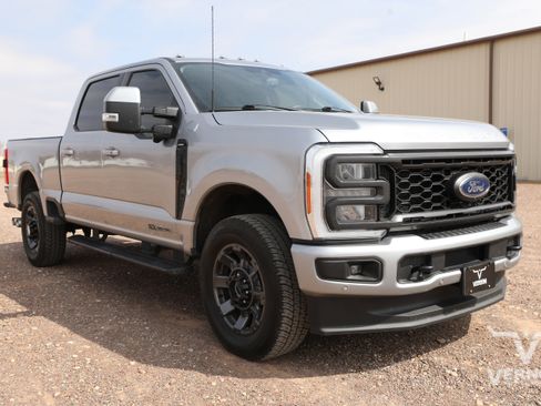 Used 2023 Ford F250 Lariat w/ Lariat Ultimate Package image 6