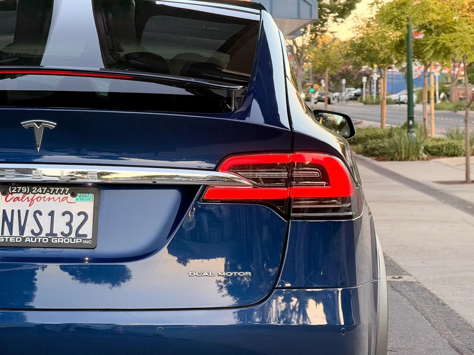 Used 2020 Tesla Model X Long Range AWD/4WD image 10