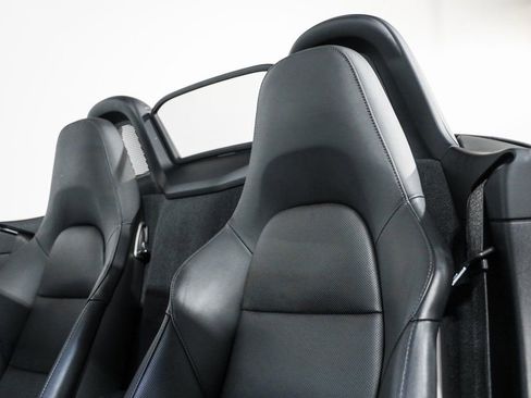 Used 2018 Porsche 718 Boxster S image 45