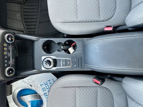 Used 2020 Ford Escape SE FWD image 19