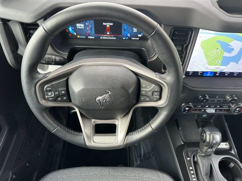 Used 2025 Ford Bronco Big Bend image 14