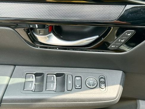Used 2023 Honda CR-V EX-L image 17
