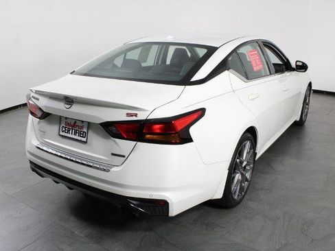 Certified 2023 Nissan Altima 2.0 SR image 16