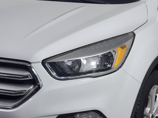 Used 2018 Ford Escape SE AWD/4WD image 9
