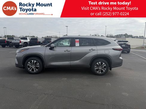 New 2026 Toyota Highlander XLE AWD/4WD image 4