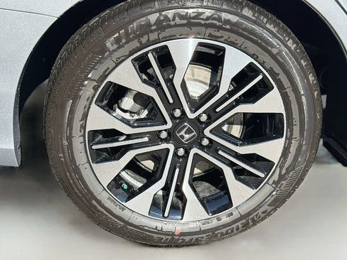 New 2026 Honda Odyssey Elite image 10