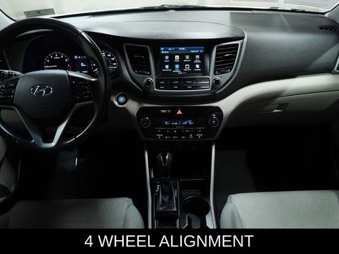 Used 2018 Hyundai Tucson Sport image 3