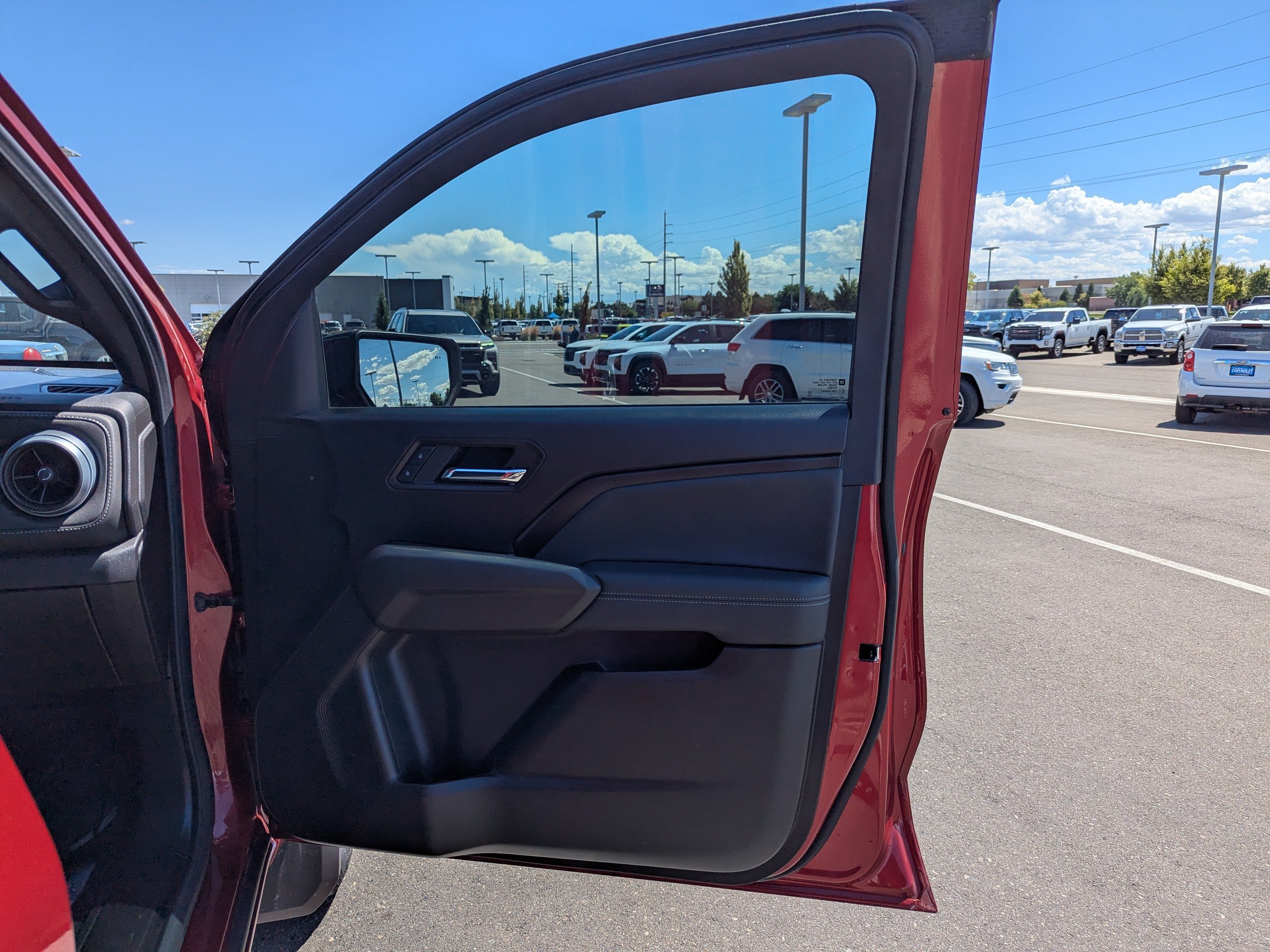Used 2026 Chevrolet Colorado LT w/ LT Convenience Package AWD/4WD image 43