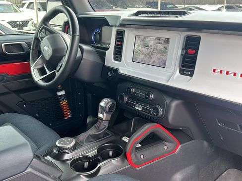 Used 2023 Ford Bronco Heritage Edition AWD/4WD image 9