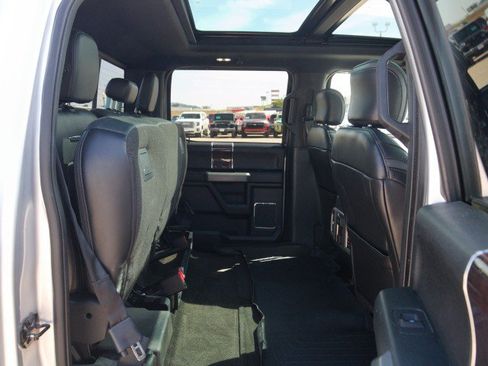 Used 2015 Ford F150 Platinum w/ Equipment Group 701A Luxury AWD/4WD image 35