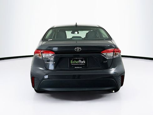 Used 2023 Toyota Corolla LE image 7